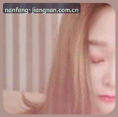 李薇